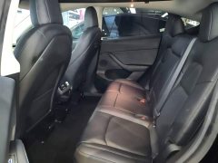 Tesla Model Y Rear-Wheel Drive - ფოტო 17