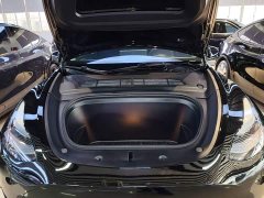 Tesla Model Y Rear-Wheel Drive - ფოტო 20