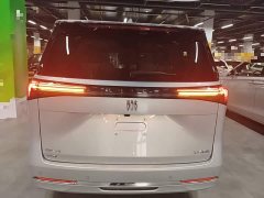 Buick GL8 New Energy Lusang Respect Edition - ფოტო 6