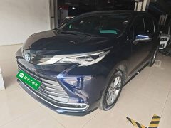 Toyota Sienna 2021 2.5L Hybrid Premium Edition - ფოტო 1