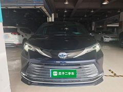 Toyota Sienna 2021 2.5L Hybrid Premium Edition - ფოტო 3