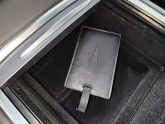 Tesla Model Y Rear-Wheel Drive - ფოტო 9