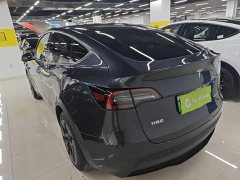 Tesla Model Y Rear-Wheel Drive - ფოტო 5