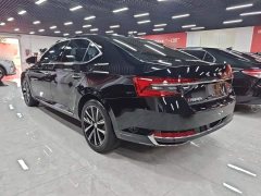 Skoda Superb TSI280 DSG Prestige - ფოტო 5