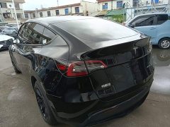 Tesla Model Y Long Range All-Wheel Drive - ფოტო 5