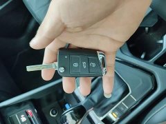 Volkswagen Tiguan L Outstanding Edition 300TSI Automatic FWD Dragon Ascendant Version - ფოტო 9