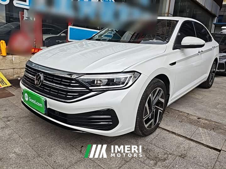 Volkswagen Sagitar 300TSI DSG Excellence Edition