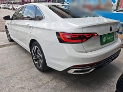 Volkswagen Sagitar 300TSI DSG Excellence Edition - ფოტო 5