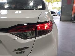 Toyota Corolla 1.8L CVT Luxury - ფოტო 8