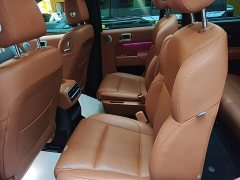 Li Auto L8 2023 Pro - ფოტო 17