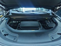Li Auto L8 2023 Pro - ფოტო 20