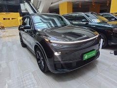 Li Auto L8 2023 Pro - ფოტო 4