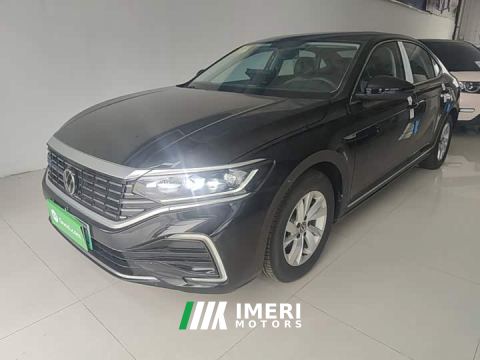 2025 Volkswagen Passat Plug-in Hybrid 430PHEV Hybrid Business Edition