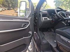 Yufeng Royal Wind V9 2.0T Automatic FWD Multi-functional Short-wheelbase Mid-roof 5/6-seater - ფოტო 16