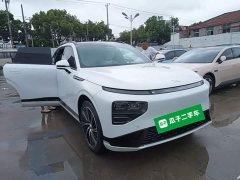 XPeng G9 702 Max - ფოტო 4