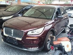 Lincoln Adventurer 2022 2.0T AWD Prestige - ფოტო 1