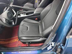 Hyundai Elantra 1.5L CVT Luxury - ფოტო 15