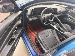 Hyundai Elantra 1.5L CVT Luxury - ფოტო 16