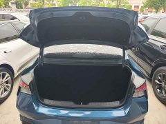Hyundai Elantra 1.5L CVT Luxury - ფოტო 19