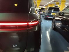 Li Auto L9 2022 Max - ფოტო 8