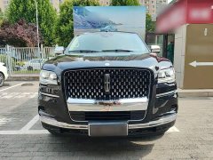 Lincoln Navigator 2024 3.5T Long Wheelbase Presidential Edition - ფოტო 3