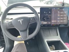 Tesla Model Y Rear-Wheel Drive - ფოტო 10