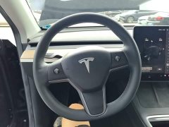 Tesla Model Y Rear-Wheel Drive - ფოტო 11