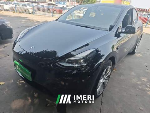 2023 Tesla Model Y Rear-Wheel Drive