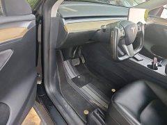 Tesla Model Y Rear-Wheel Drive - ფოტო 16
