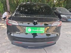 Tesla Model Y Rear-Wheel Drive - ფოტო 6