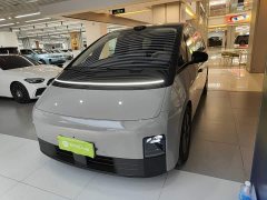 Li Auto MEGA Home Family Edition - ფოტო 1