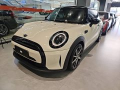 BMW MINI 1.5T COOPER Artist - ფოტო 1