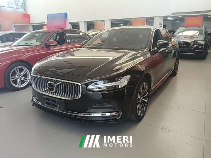 Volvo S90 B5 Intelligent Luxury Edition