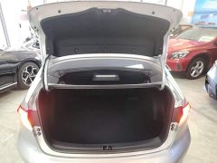 Toyota Corolla Hybrid 1.8H E-CVT Luxury - ფოტო 19