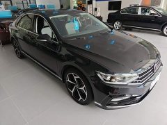 Volkswagen Magotan 2 Million Units Commemorative Edition 280TSI DSG Leading Type - ფოტო 4