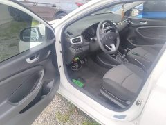Hyundai Solaris 2020 1.4L Manual GL Refresh Edition - ფოტო 16