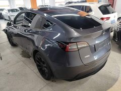 Tesla Model Y Rear-Wheel Drive - ფოტო 5