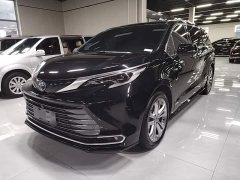 Toyota Sienna 2024 2.5L Hybrid Premium - ფოტო 1