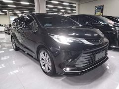 Toyota Sienna 2024 2.5L Hybrid Premium - ფოტო 4