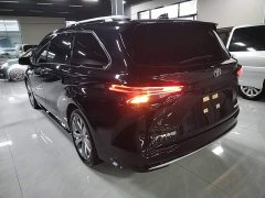 Toyota Sienna 2024 2.5L Hybrid Premium - ფოტო 5