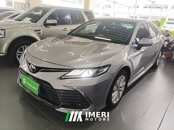 Toyota Camry 2.0G Luxury