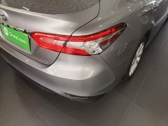 Toyota Camry 2021 2.0G Luxury - ფოტო 8