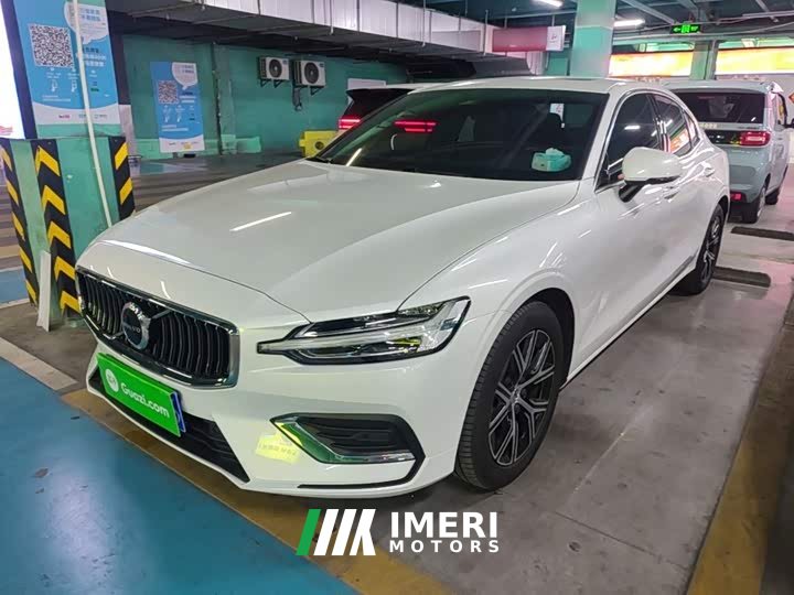 Volvo S60 2025 B4 Smart Luxury Edition - ავტომობილი ჩინეთიდან