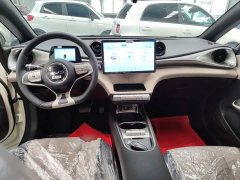 BYD Dolphin 2025 420km Freedom Edition - ფოტო 10
