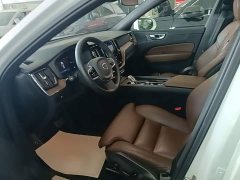 Volvo XC60 B5 AWD Smart Remote Luxury Edition - ფოტო 15