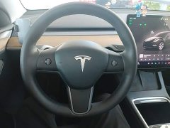 Tesla Model Y Rear-Wheel Drive - ფოტო 11