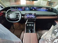Lincoln Explorer 2.0T AWD Elite - ფოტო 10