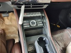 Lincoln Explorer 2.0T AWD Elite - ფოტო 14