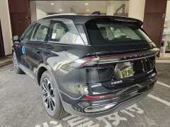 Lincoln Explorer 2.0T AWD Elite - ფოტო 5
