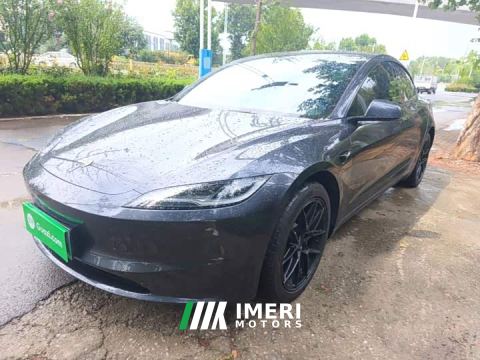 2025 Tesla Model 3 Rear-Wheel Drive